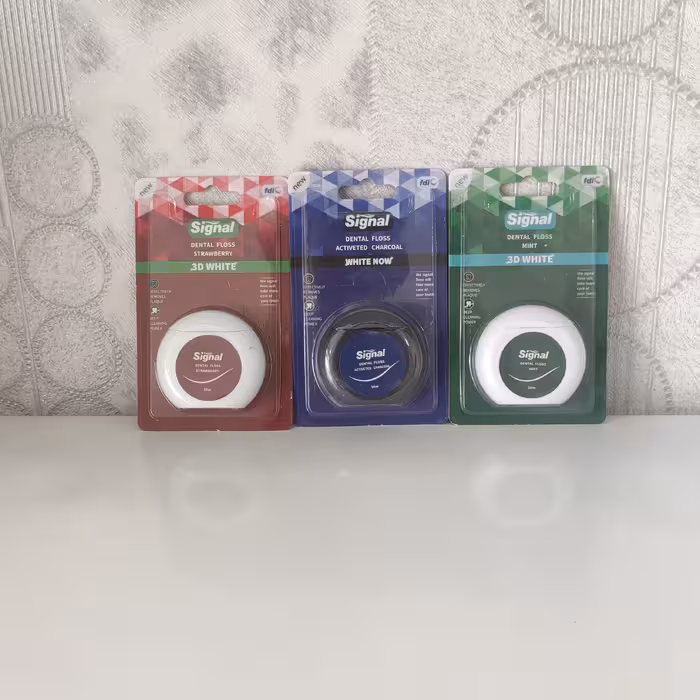 نخ دندان سیگنال مدل کربنی 3D WHITE