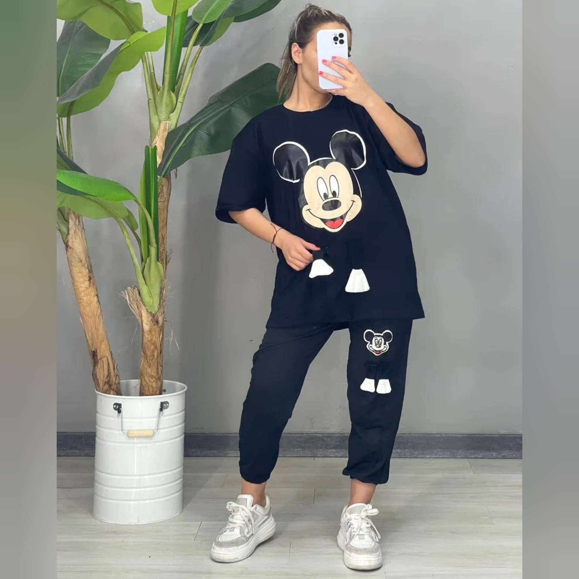 ست تیشرت لانگ و شلوار طرح میکی موس تک رنگ مشکی