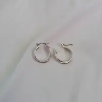 گوشواره مدل حلقه ای برند acc آبکاری شده و ضدحساسیت تحت لیسانس آلمان