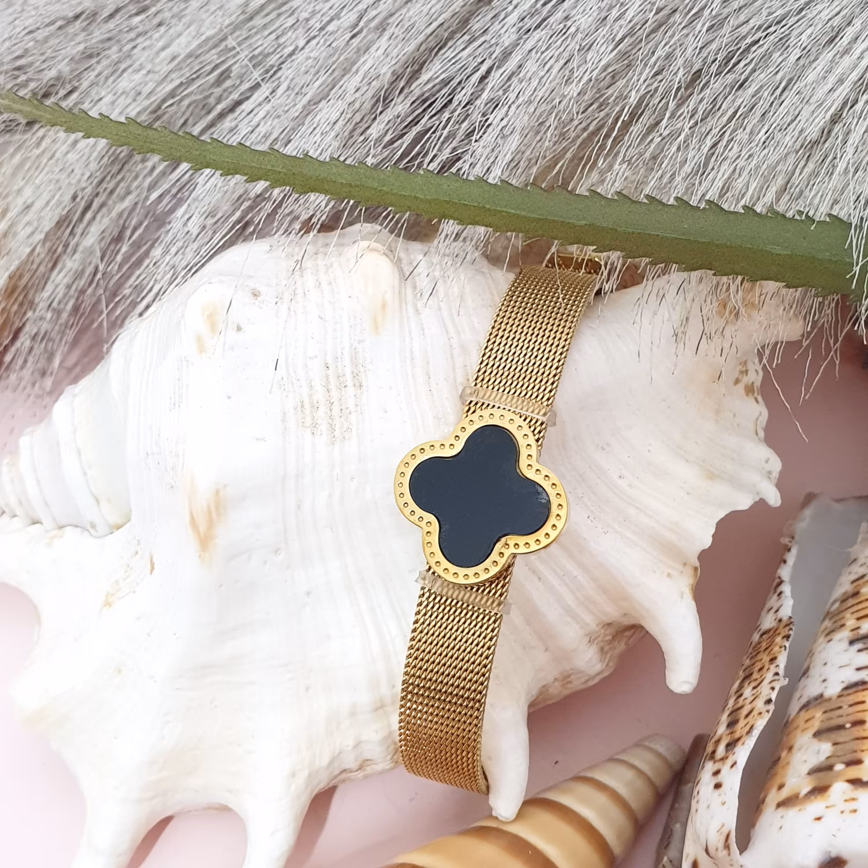 دستبند بولگاری ساعتی 