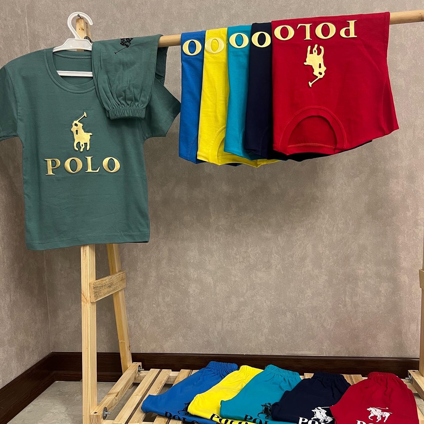 تیشرت و شلوارک پسرانه