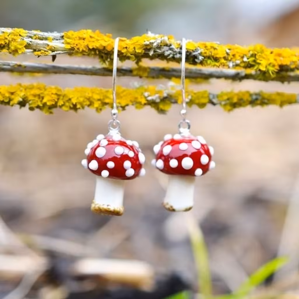 گوشواره قارچ طرح 3 ( اکسسوری/ گوشواره / گردنبند/ آویز/ قارچ / قارچی / ماشروم / میوه ای/ پاییزی/ خمیری/ پلیمری/ دخترونه )