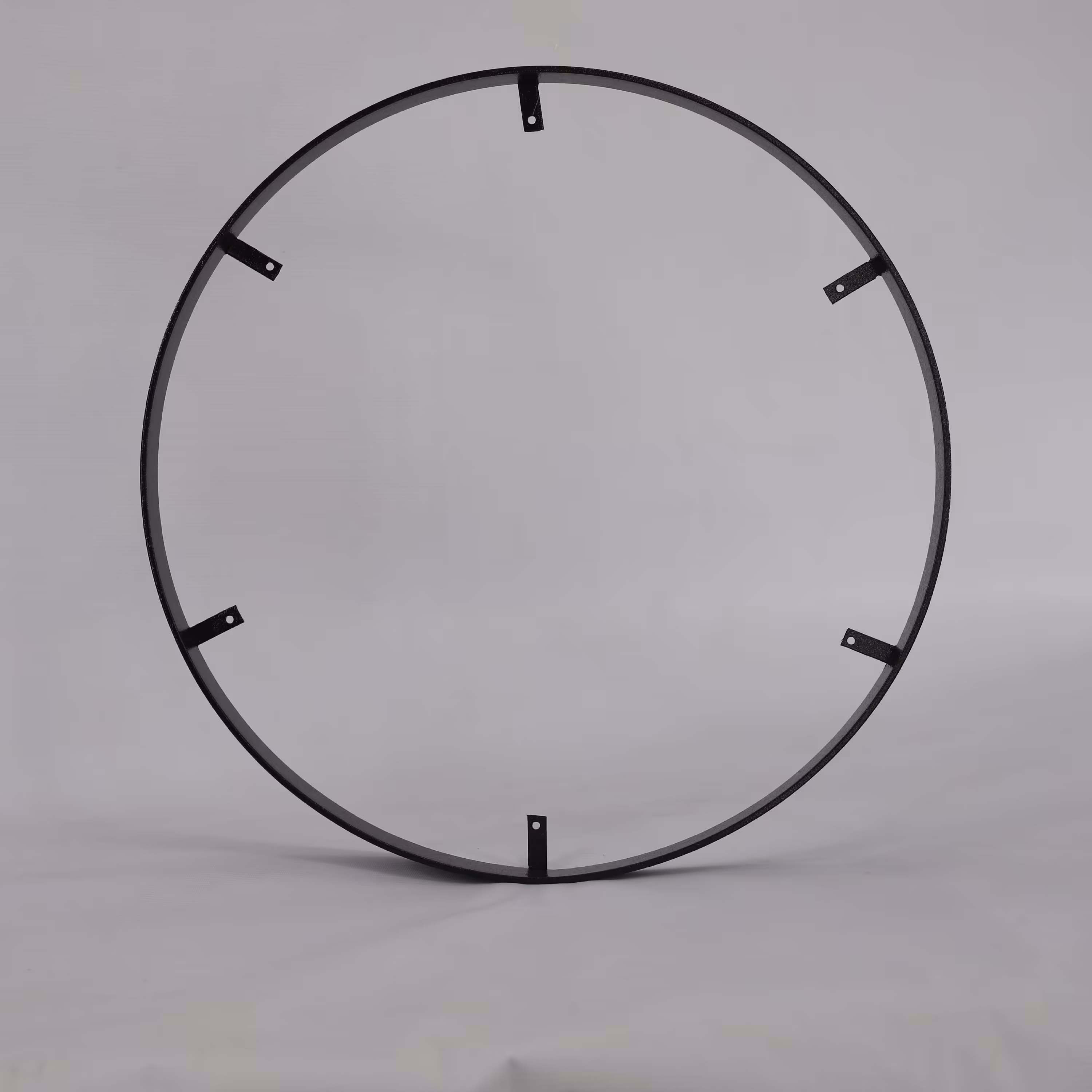 رینگ فلزی  قطر 60 سانت با تسمه فابریک ضخامت 5 میل و رنگ کوره ای  مناسب ساخت ساعت و اینه