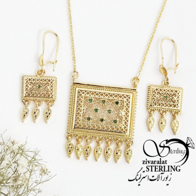 نیمست طرح طلا آویز مربعی کد 17063