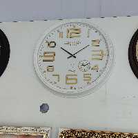 ساعت دیواری برند مرسدس عرض 70رنگ سفید 