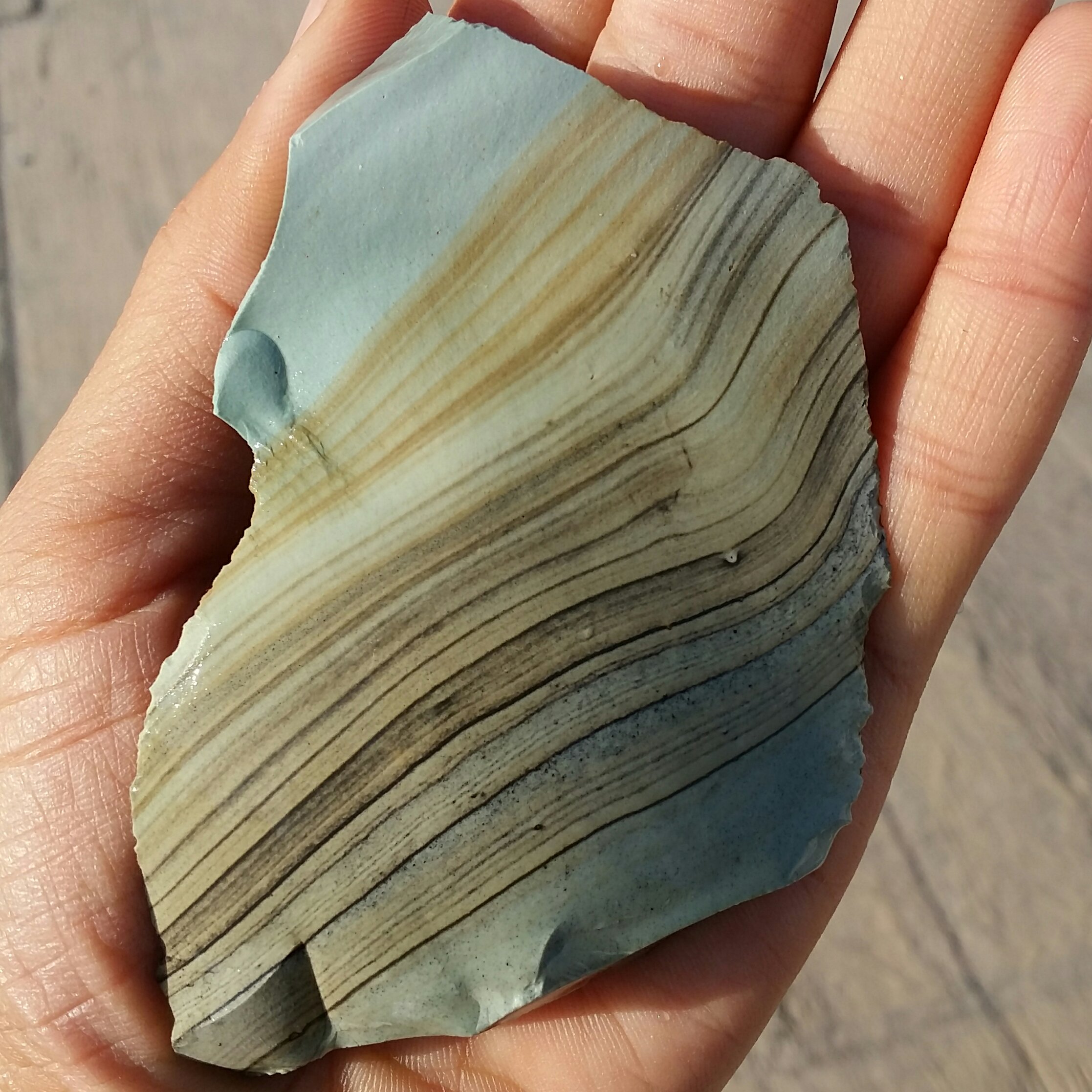 سنگ راف جاسپر منظره بسیار کمیاب بینظیر 100 در صد طبیعی شاهکار خلقت
تصویر از دو طرف نمونه با قابلیت ساخت چند نگین قیمتی
