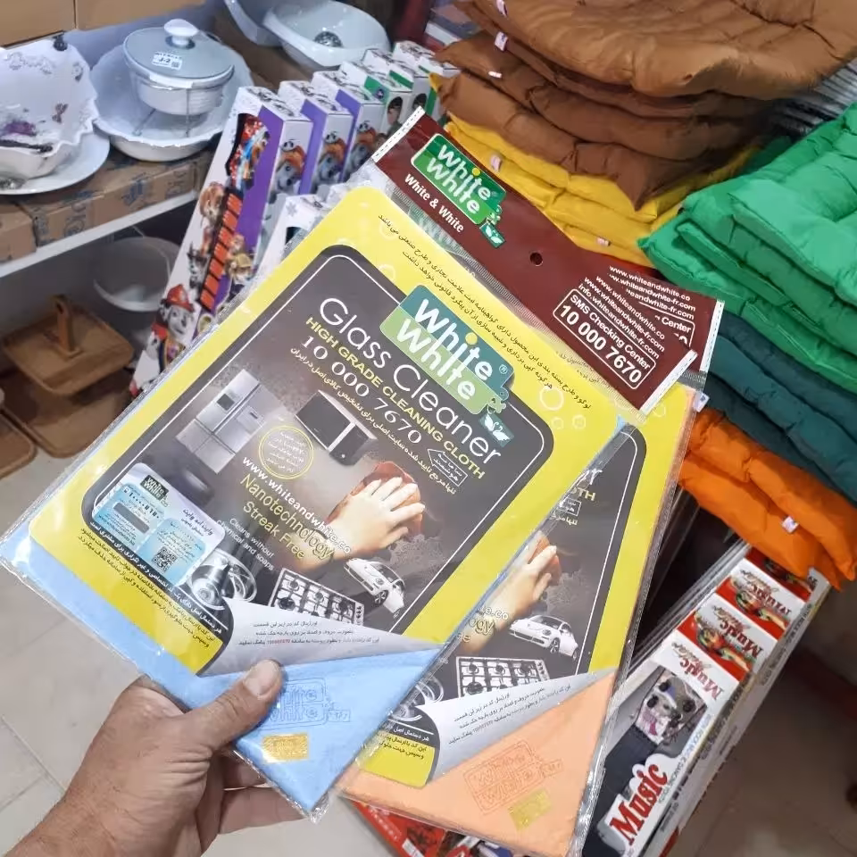 دستمال وایت اند وایت اصل
فوق العاده برای پاک کردن شیشه
فقط با آب
با ضمانت اصل بودن درصورت عدم رضایت پس گرفته میشود 