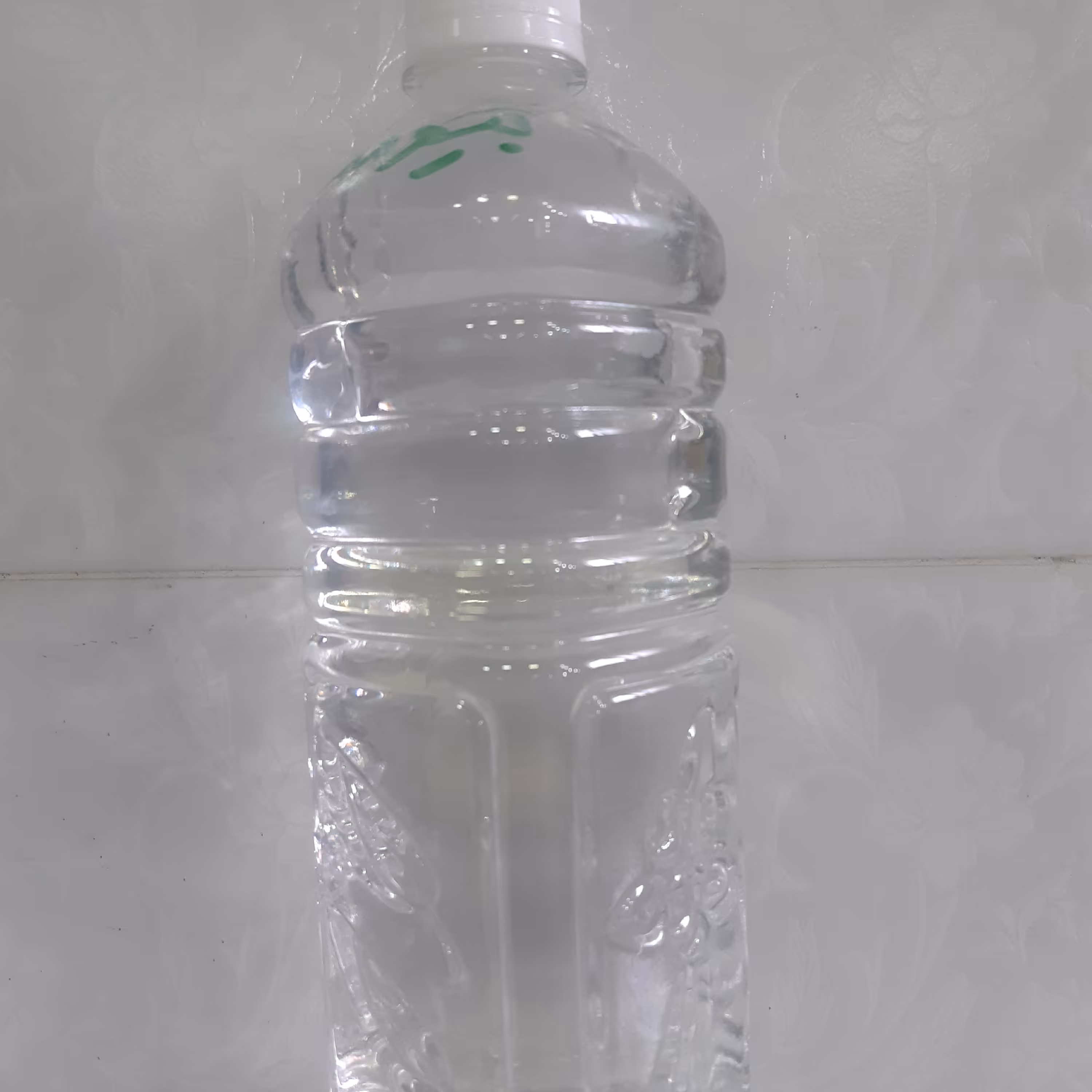 عرق بیدمشک درجه یک(1لیتری)