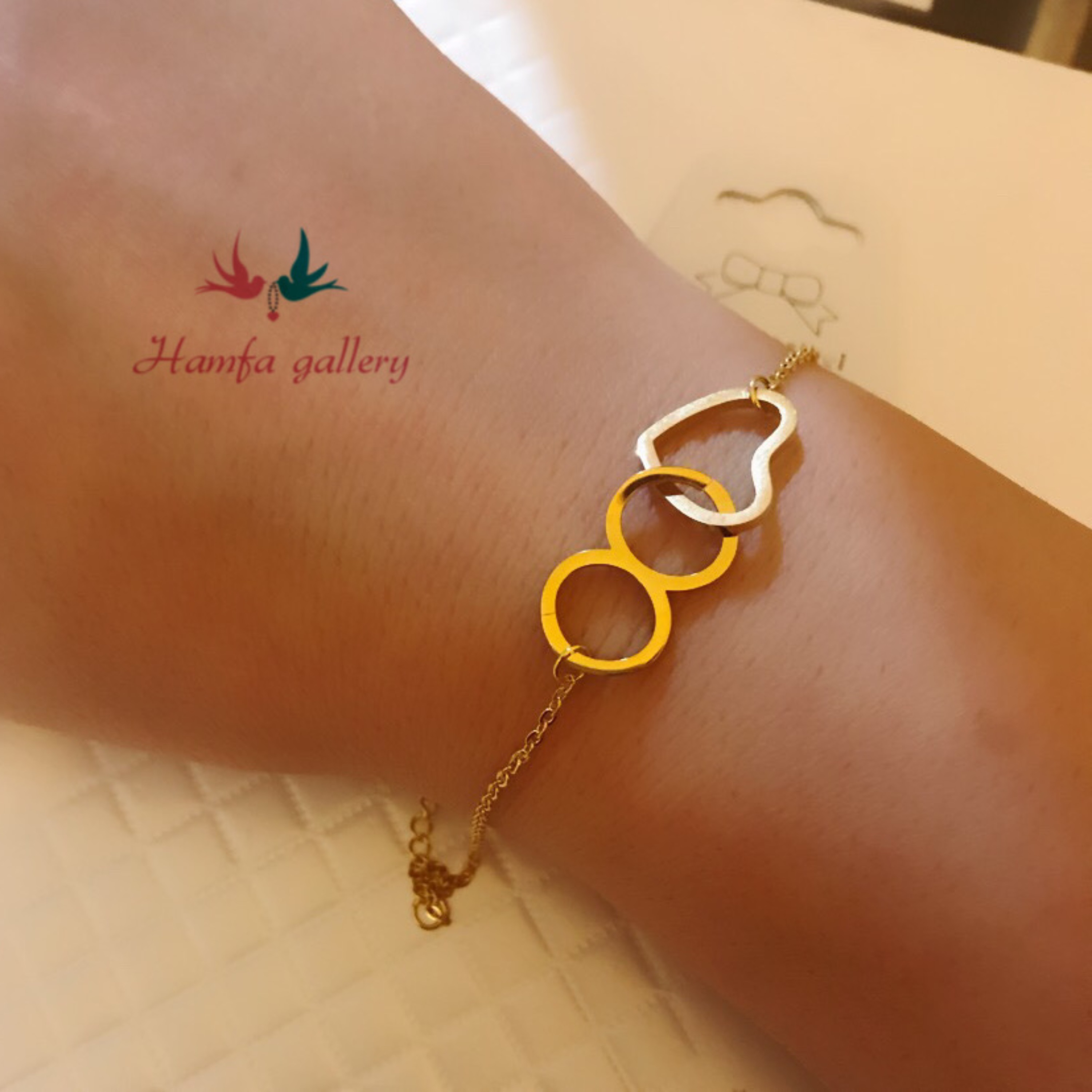 دستبند استیل طرح قلب و بینهایت مشابه طلا