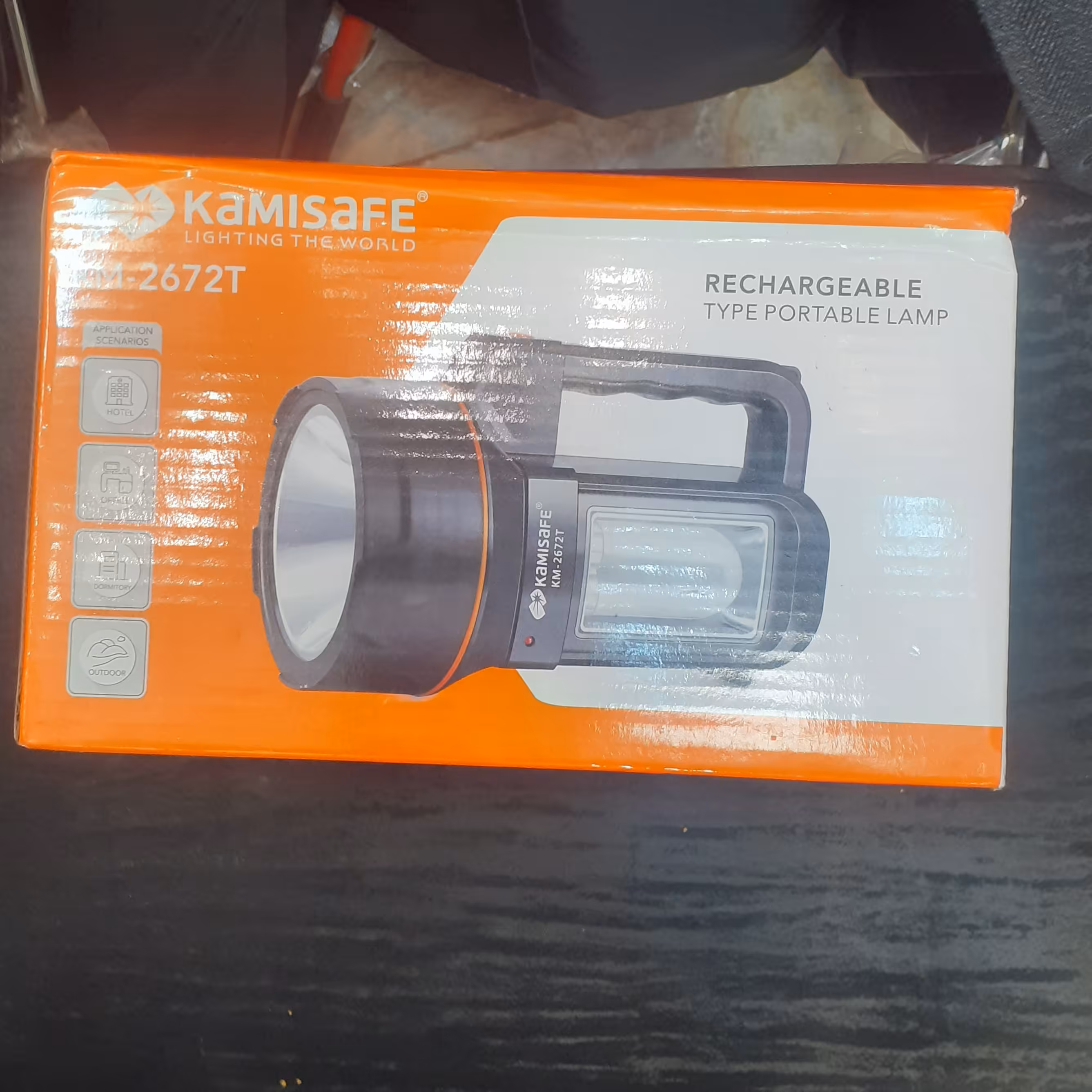 چراغ قوه دستی پرتاب نور فوق العاده زیاد شارژ خورشیدی و برقی