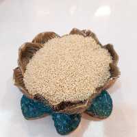 کنجد سفید اعلاء (250 گرمی) سورت شده و کاملا تمیز عطاری طبیب طب سنتی ادویه 