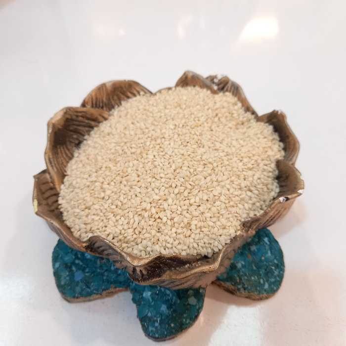 کنجد سفید اعلاء (250 گرمی) سورت شده و کاملا تمیز عطاری طبیب طب سنتی ادویه 