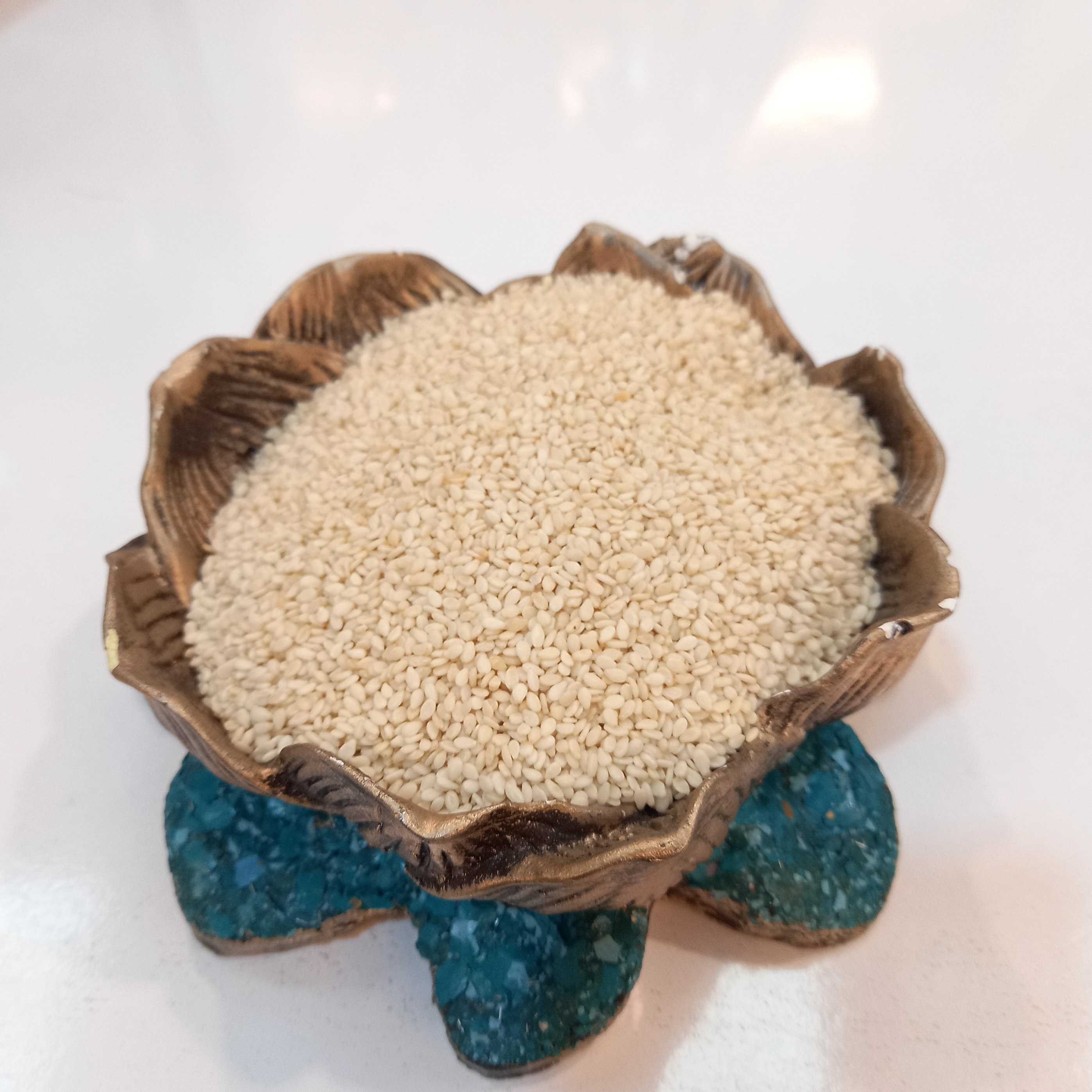 کنجد سفید اعلاء (250 گرمی) سورت شده و کاملا تمیز عطاری طبیب طب سنتی ادویه 