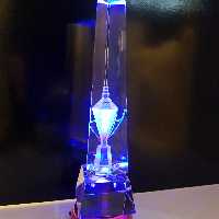 برج تراش خورده ی کریستالی ارتفاع 30 سانتی متر وارداتی