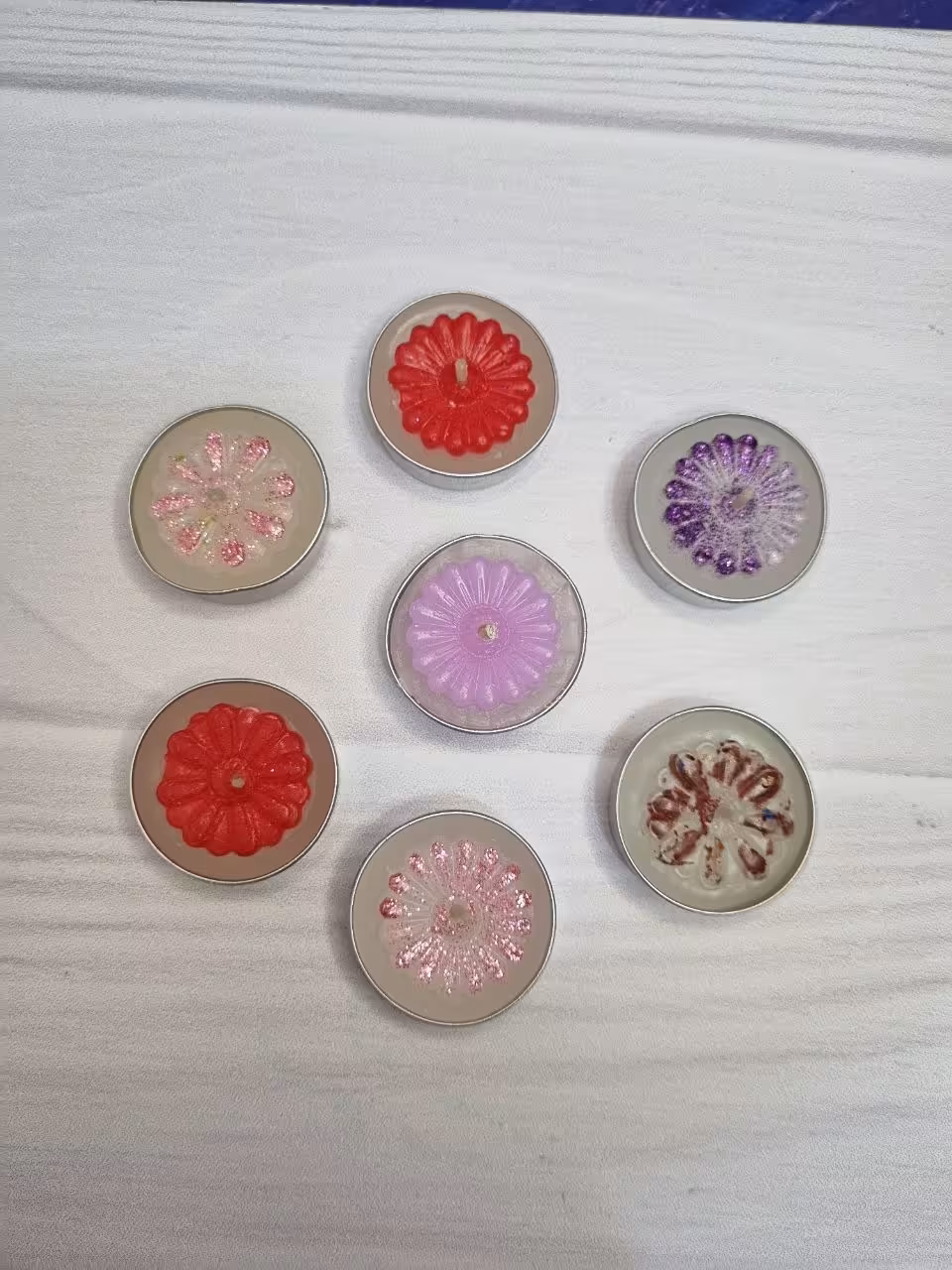 شمع دست ساز طرح وارمر گرد طرح بابونه