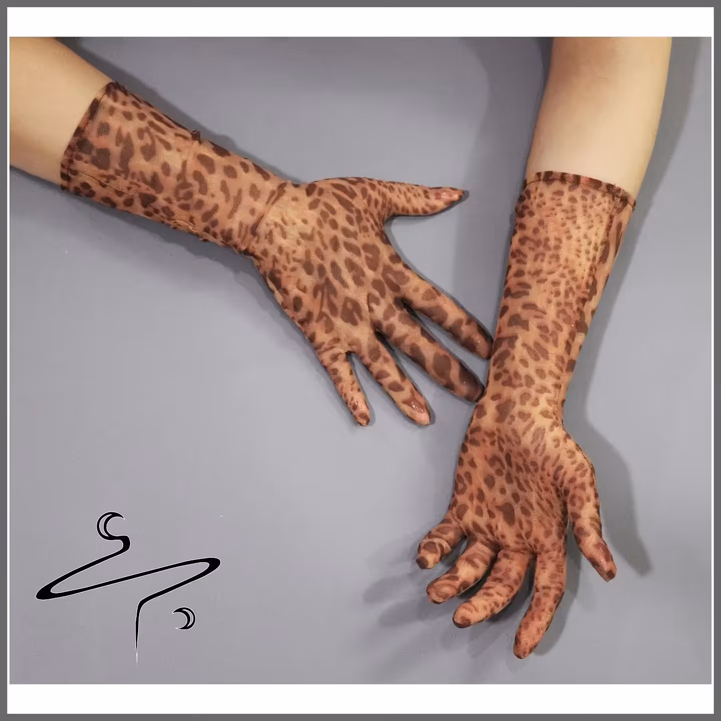 دستکش حریر  طرح پلنگی