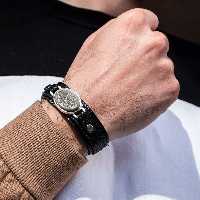 دستبند سنگ و چرم طبیعی در  مدل ها و رنگ های مختلف 