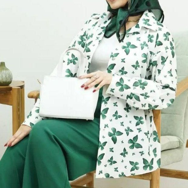 مانتو پروانه