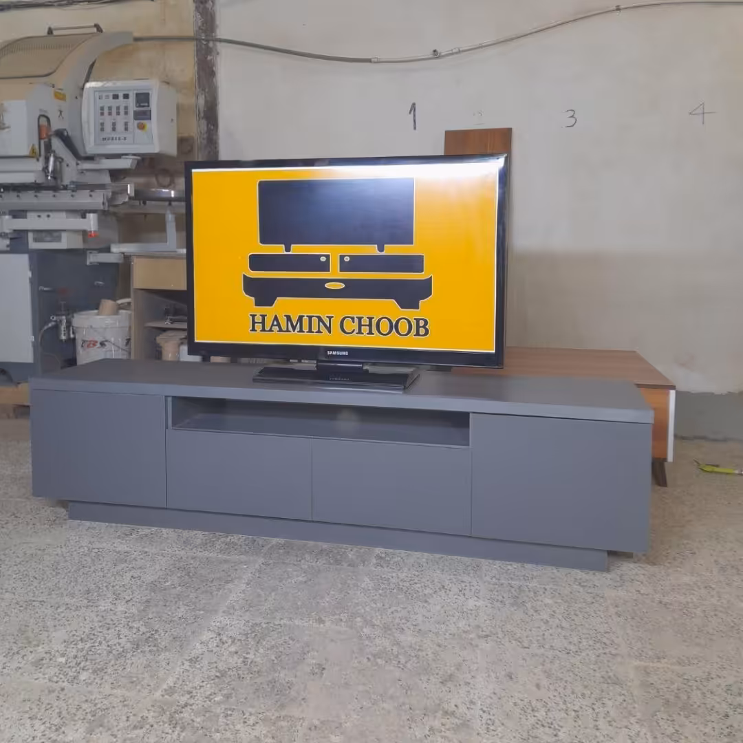 میزتلویزیون 1018 طوسی تیره طول 160 ملامینه ضد سایش ضد آب و ضد لک ارسال با باربری پس کرایه هزینه ارسال به عهده مشتری