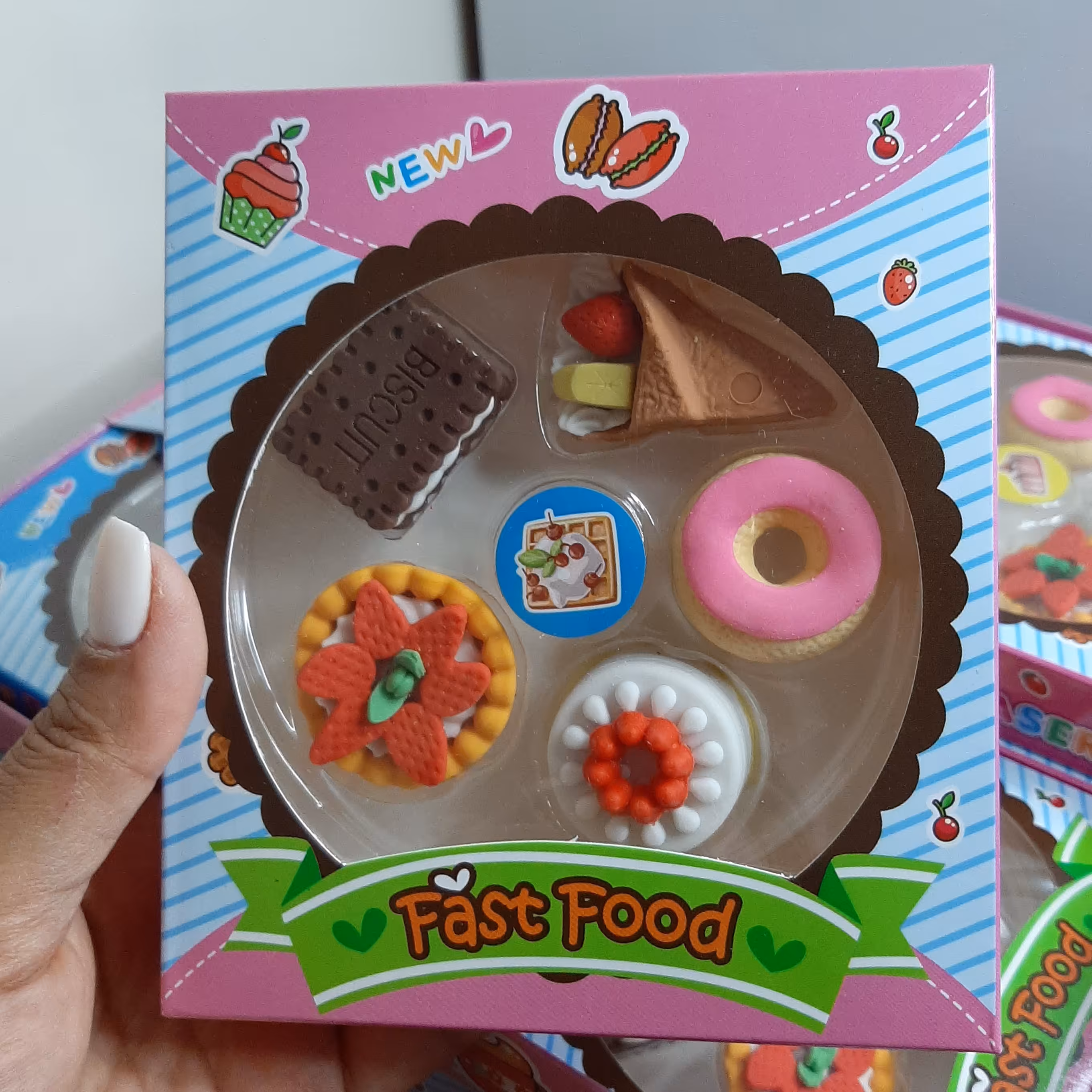 پاک کن فانتزی  فست فودی و کوکی ، بسیار جذاب، مناسب هدیه دادن به کودکان و دانش آموزان، هر بسته شامل 5 عدد پاک کن