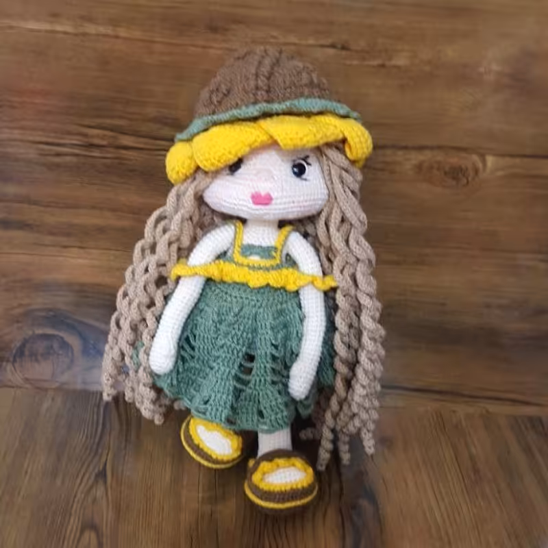 عروسک بافتنی آوا ارتفاع 30 سانتی متر (دستبافت)