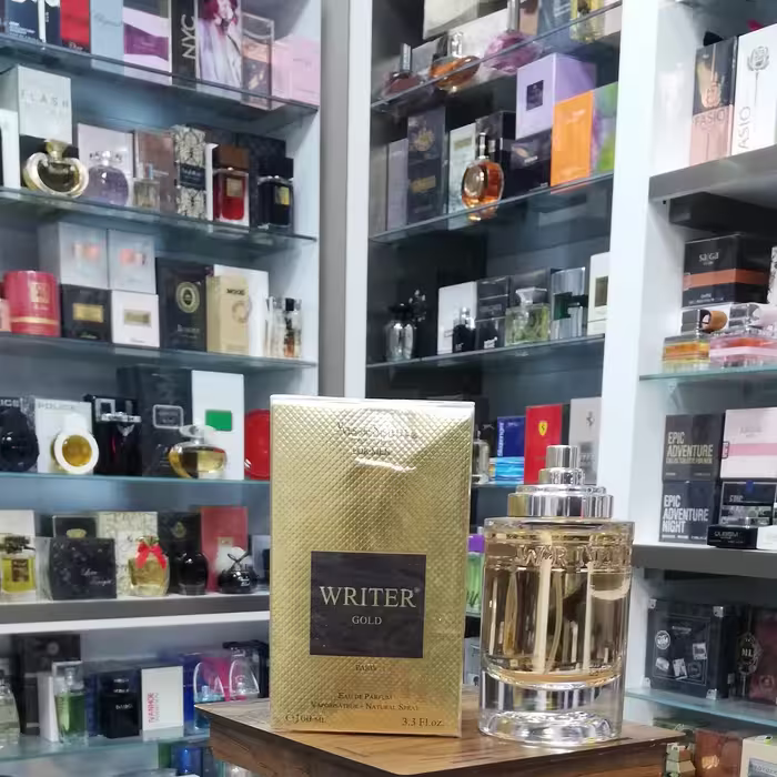 عطرادکلن پاریس بلو مدل رایتر گلد Writer Gold
Paris Bleu Parfums Writer Gold Eau de Toilette