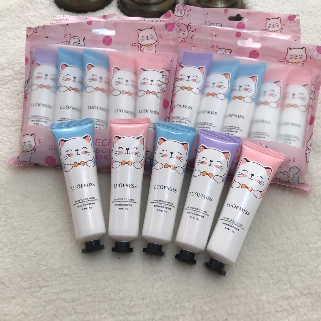 کرم پنج عددی مرطوب کننده 