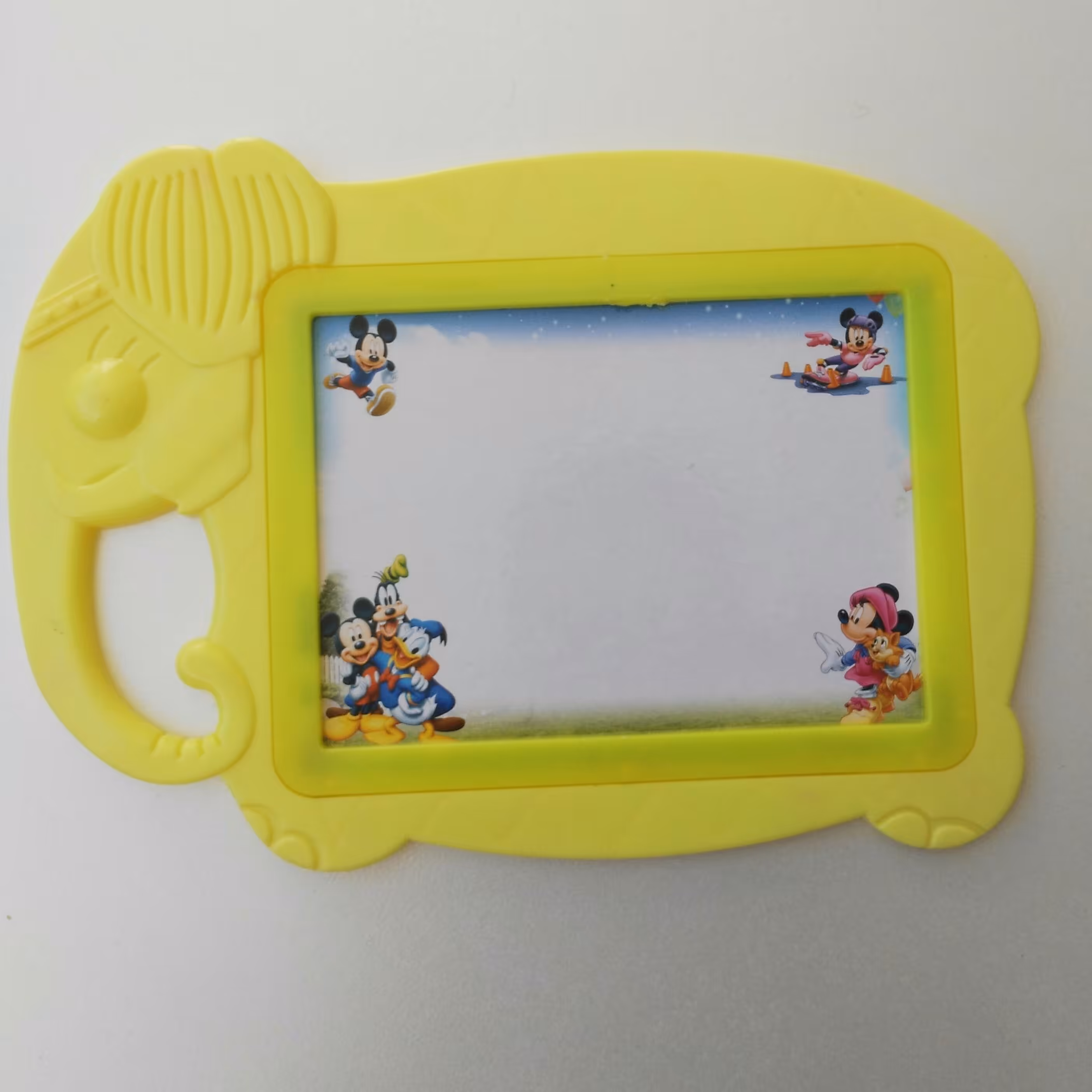 تخته وایت برد زرد