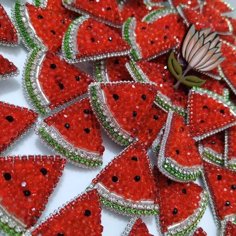 سنجاق سینه جواهردوزی  هندوانه تمام دوخت