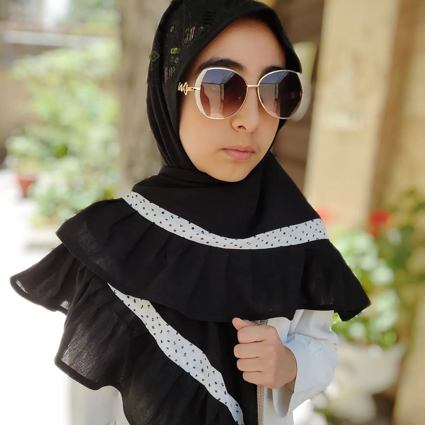 روسری سه گوش هد دارمشکی سفید