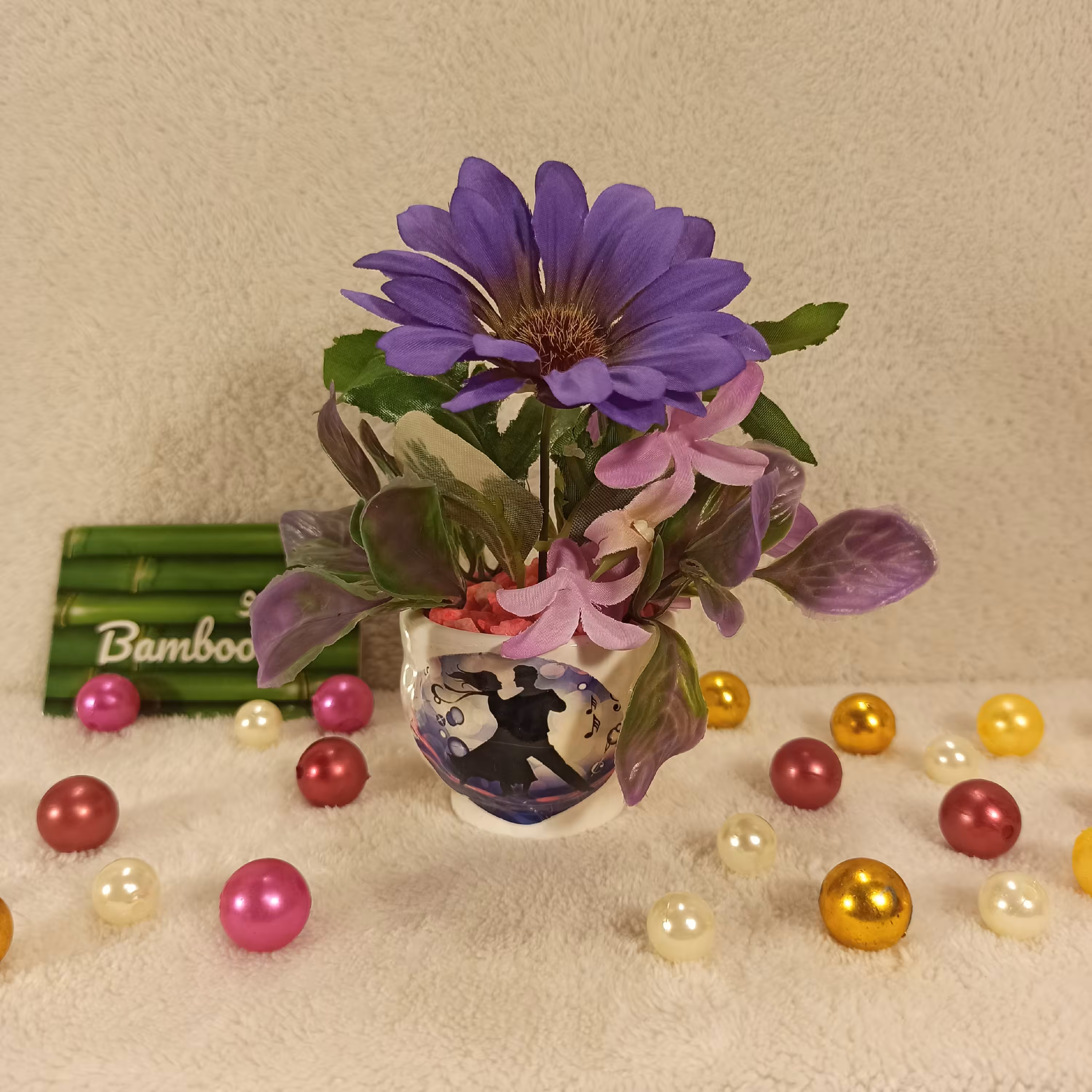 گلدان با گل مَصنوعی مینیمال طرح ایکیا 