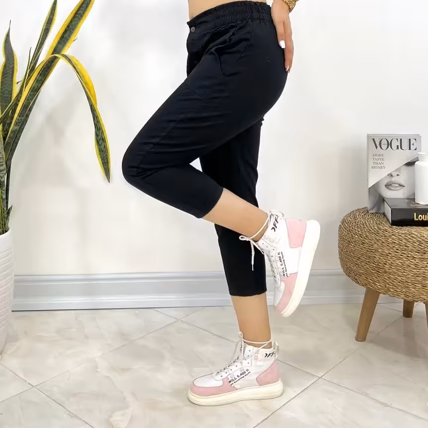 شلوار مام فیت کتان زنانه کد 433 کمر هویجی  کتان خارجی کیفیت بالا سبز کرم مشکی