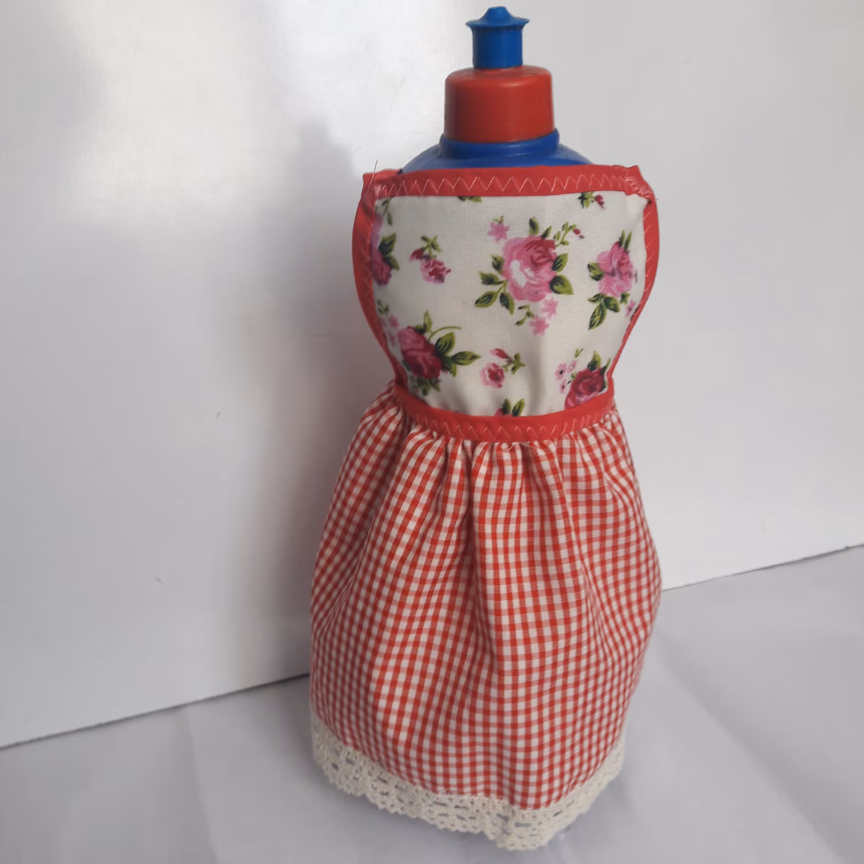 روکش مایع ظرفشویی