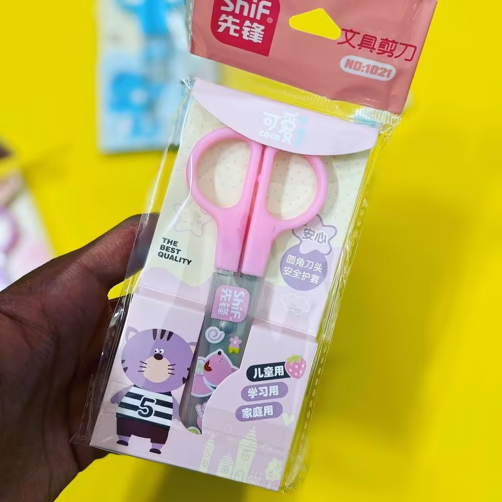 قیچی بچگانه