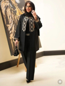 مانتو شلوار زنانه کرپ مدل سنتی