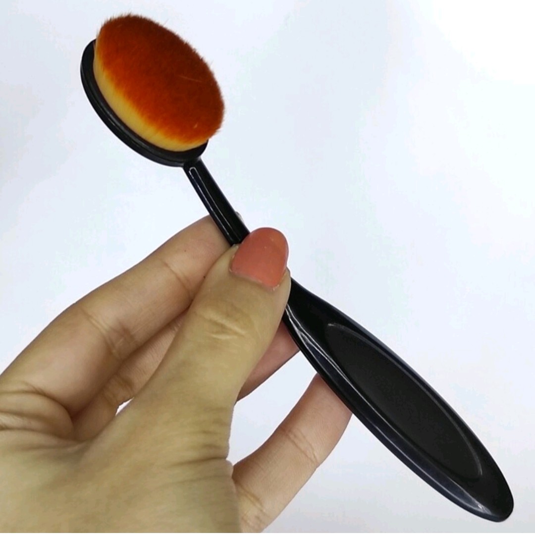 براش قاشقی آرایشی سایز متوسط براش مسواکی آرایشی
