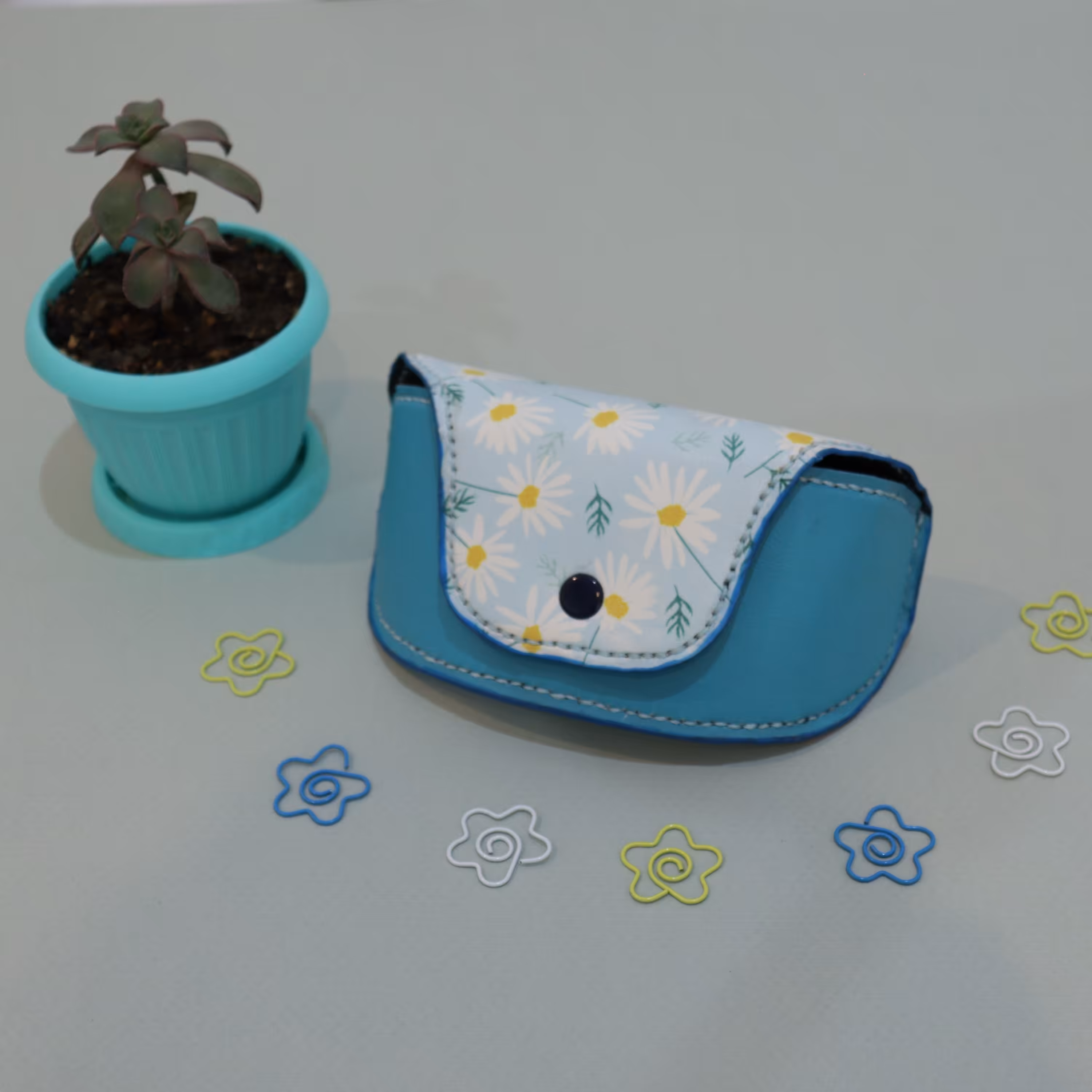 کیف عینک آفتابی گل بابونه 