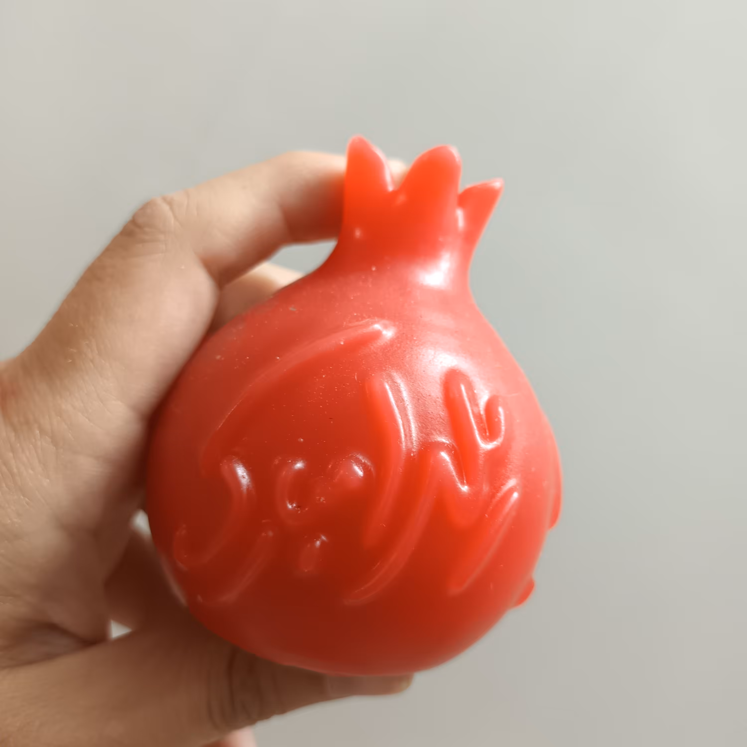 شمع انار دستساز قطر 8 سانت مناسب دیزاین میز یلدایی، سفارش تک و تعداد