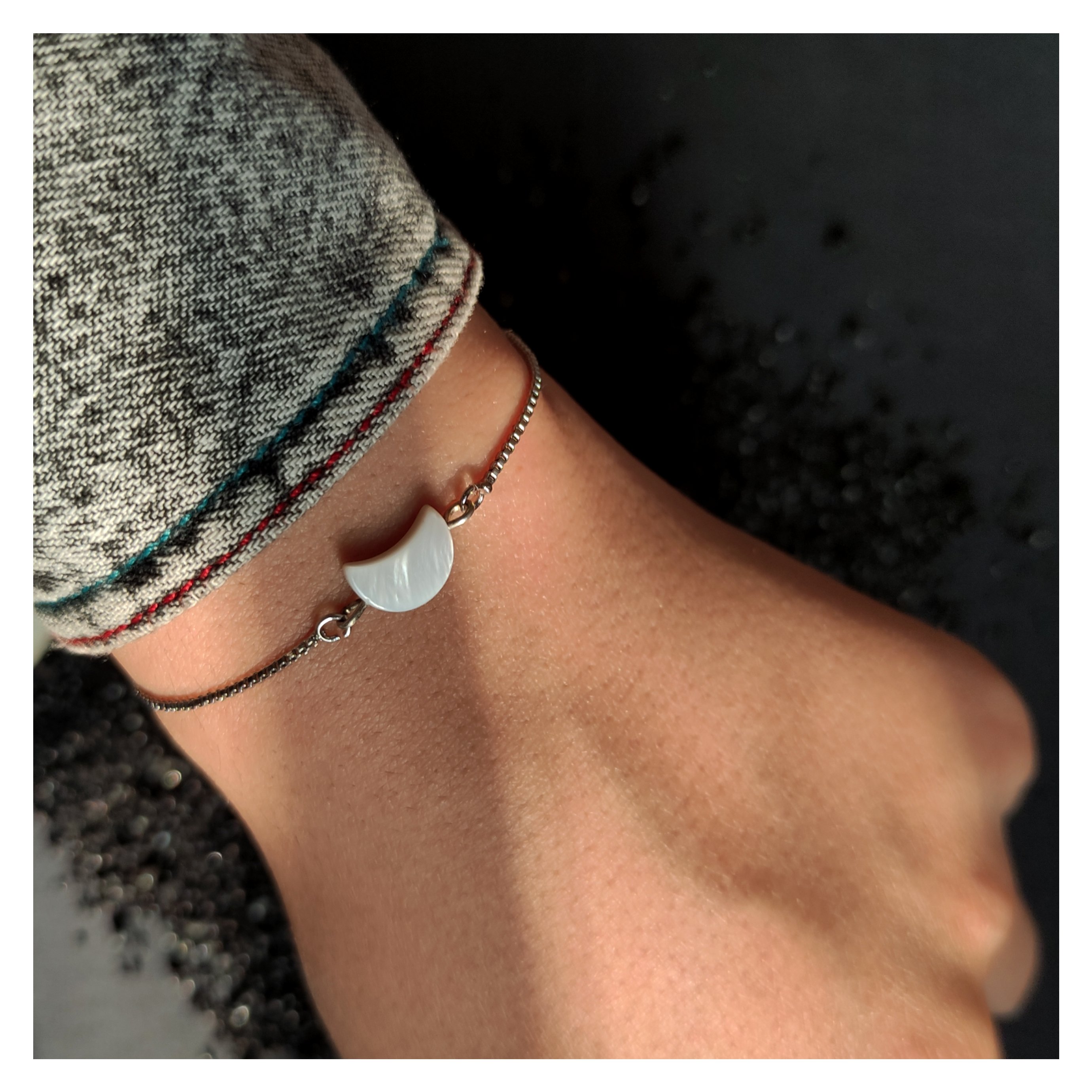 دستبند طرح ماه صدف طبیعی 