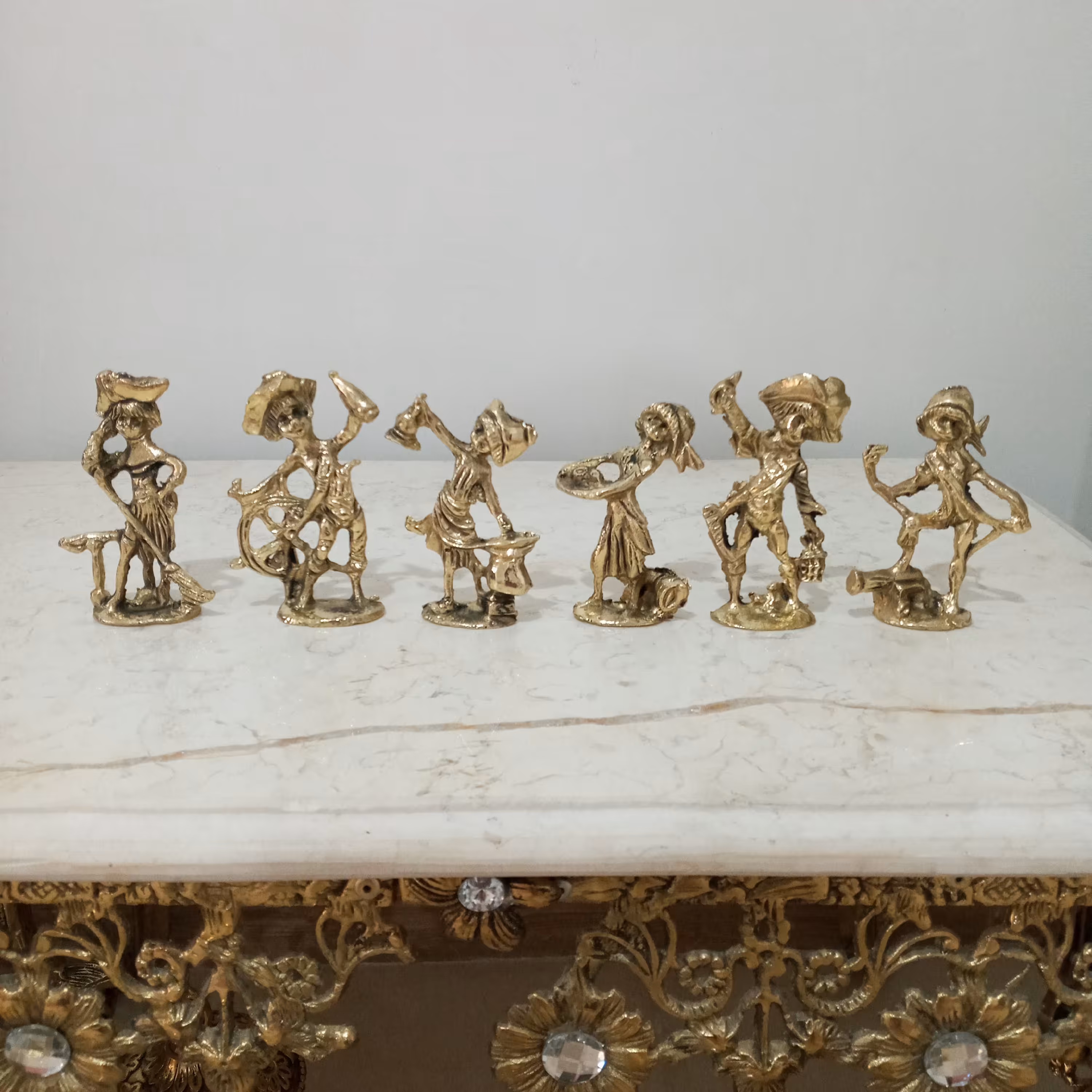 دکوری دزدان دریایی برنزی 