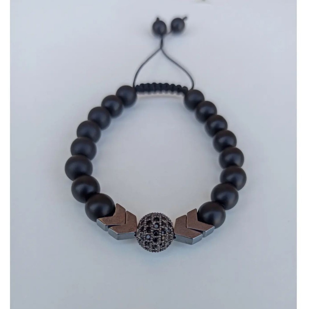 دستبند اونیکس با گوی سوارسکی و حدید فلشی