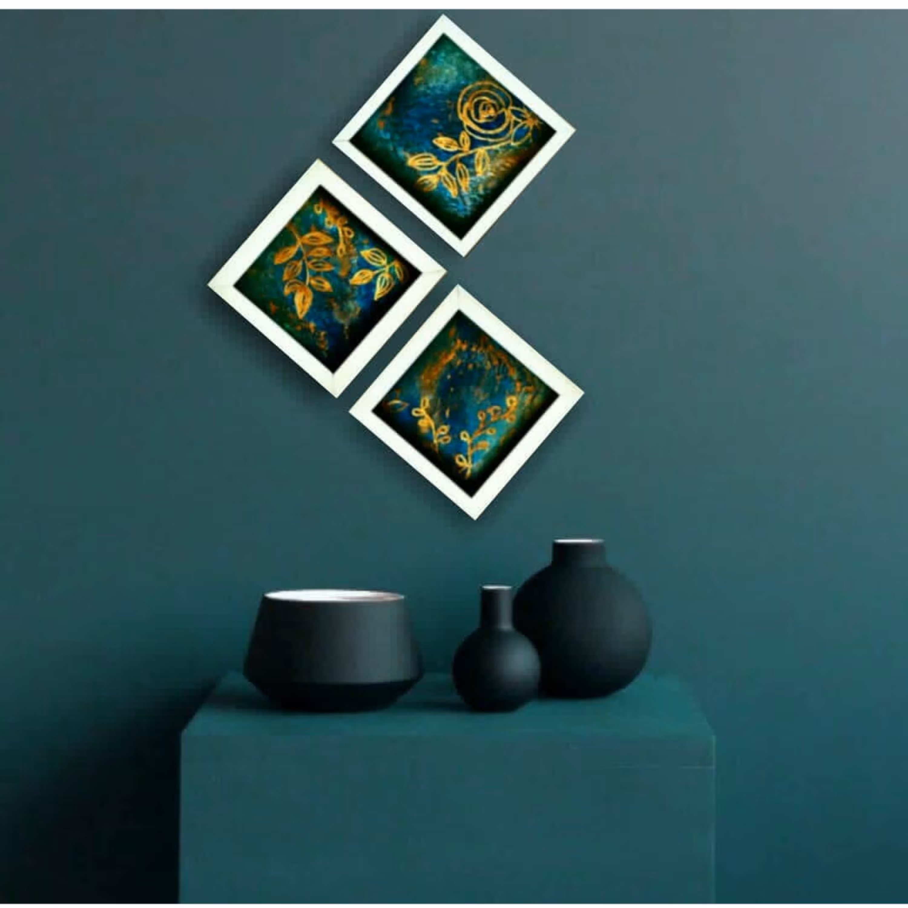 تابلو رزینی سه گانه ی لوزی با نقوش برجسته فانتزی