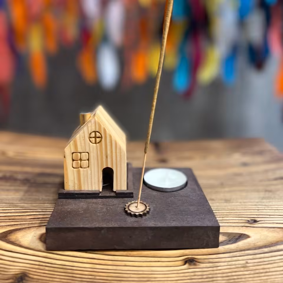 جاعودی کلبه چوبی/جاشمعی /جاعودی/جاعود کله قندی/جنس:چوب  