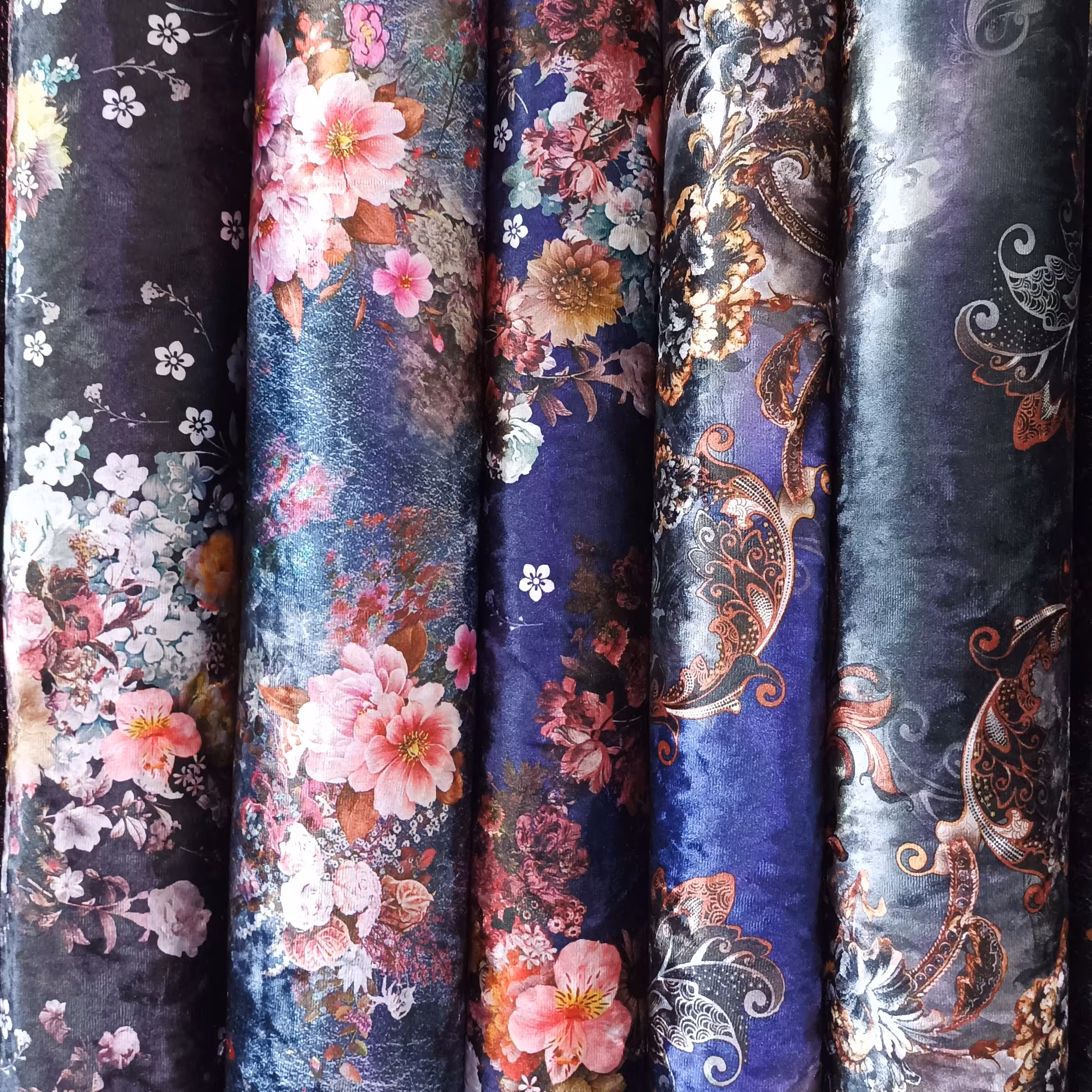 مخمل آینه ای سه بعدی 