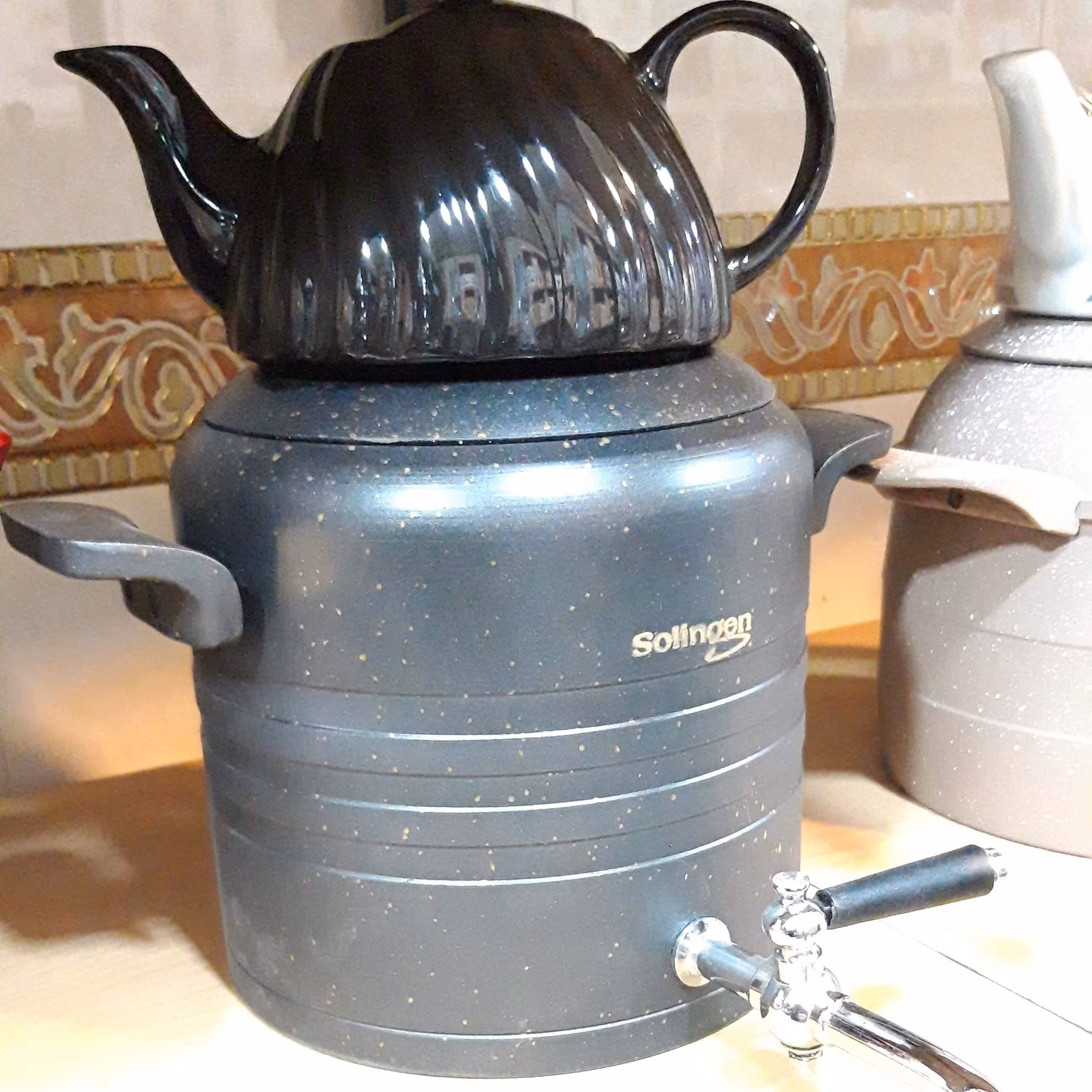 کتری و قوری