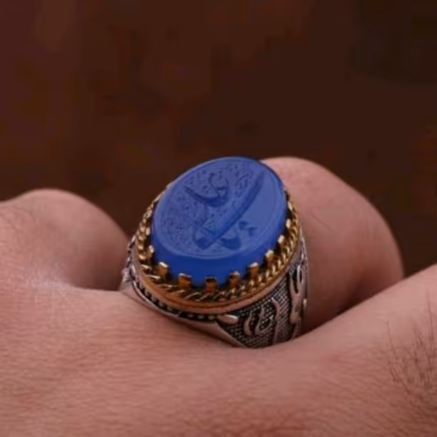 نگین عقیق آبی معدنی منقش سفارشی اصل