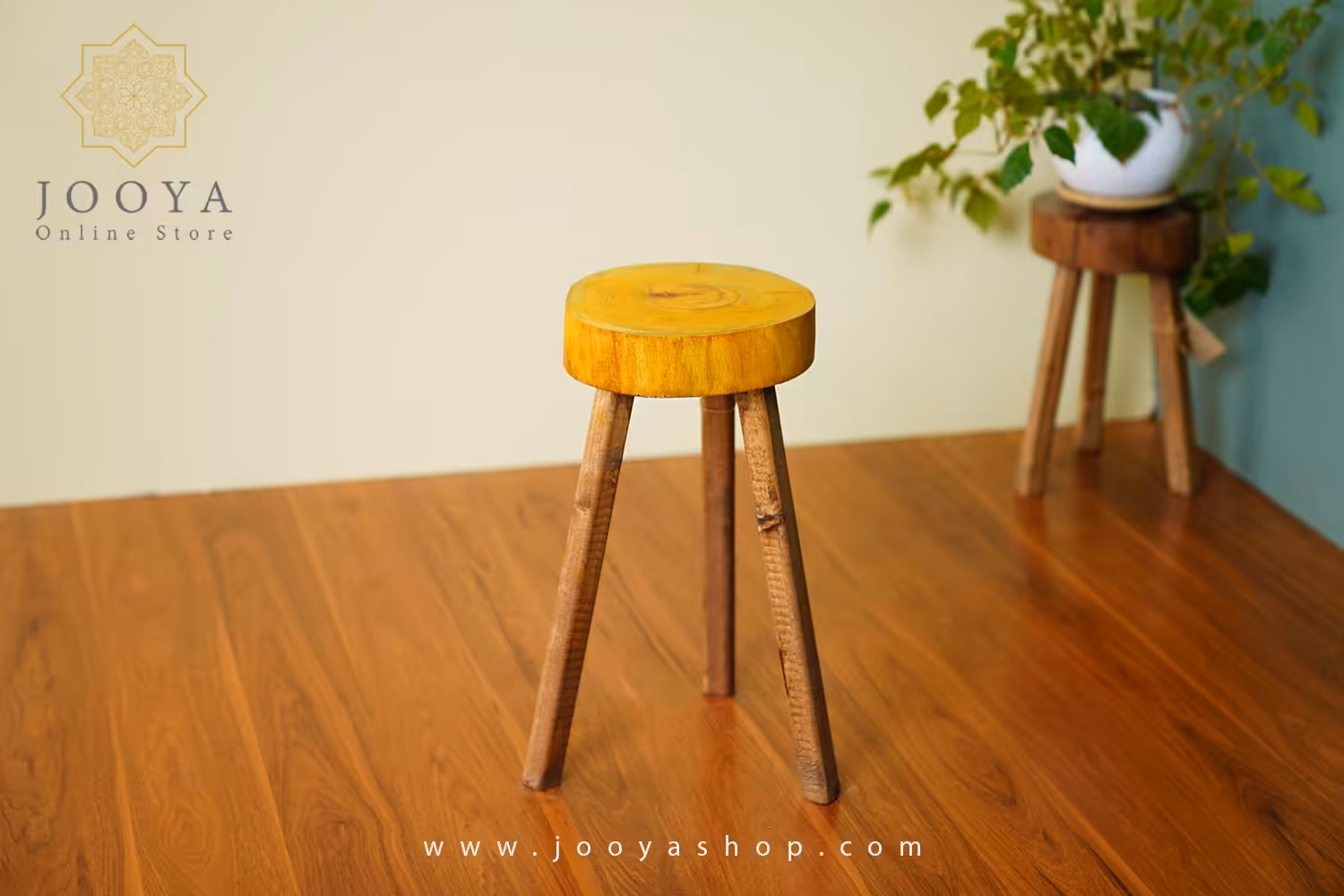 استند چوبی پونی