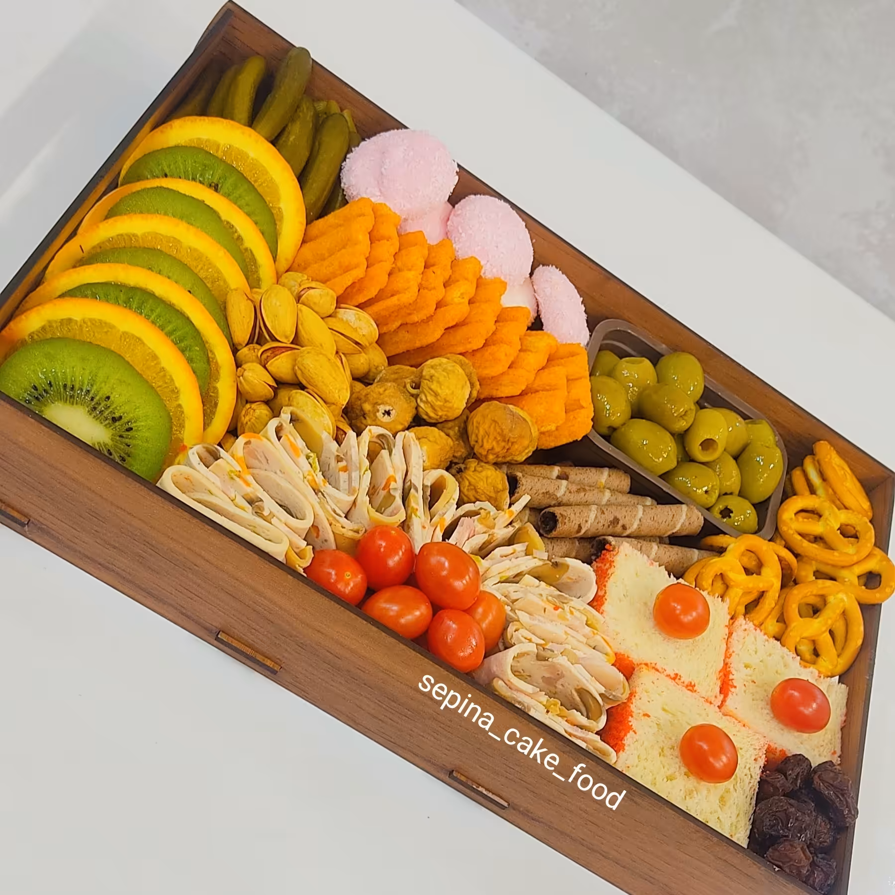 سینی مزه فینگرفود 