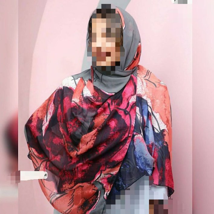 روسری مجلسی قواره بزرگ دور دست دوز