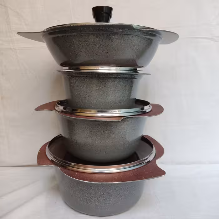 سرویس قابلمه چدن داخل گرانیت 8پارچه بدون رژیمی1700در لوازم خانگی کمالی مشهد 